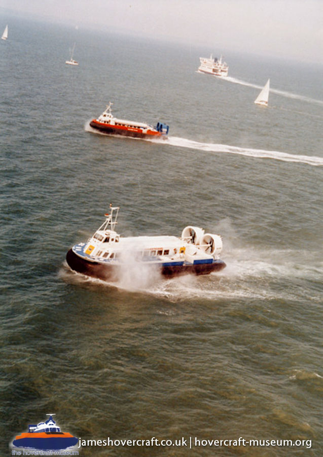 AP1-88 hovercraft promotional day by BHC -  (credit: The <a href='http://www.hovercraft-museum.org/' target='_blank'>Hovercraft Museum Trust</a>).